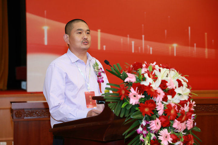 “赢在2023中小企业发展年会”北京会议中心演讲